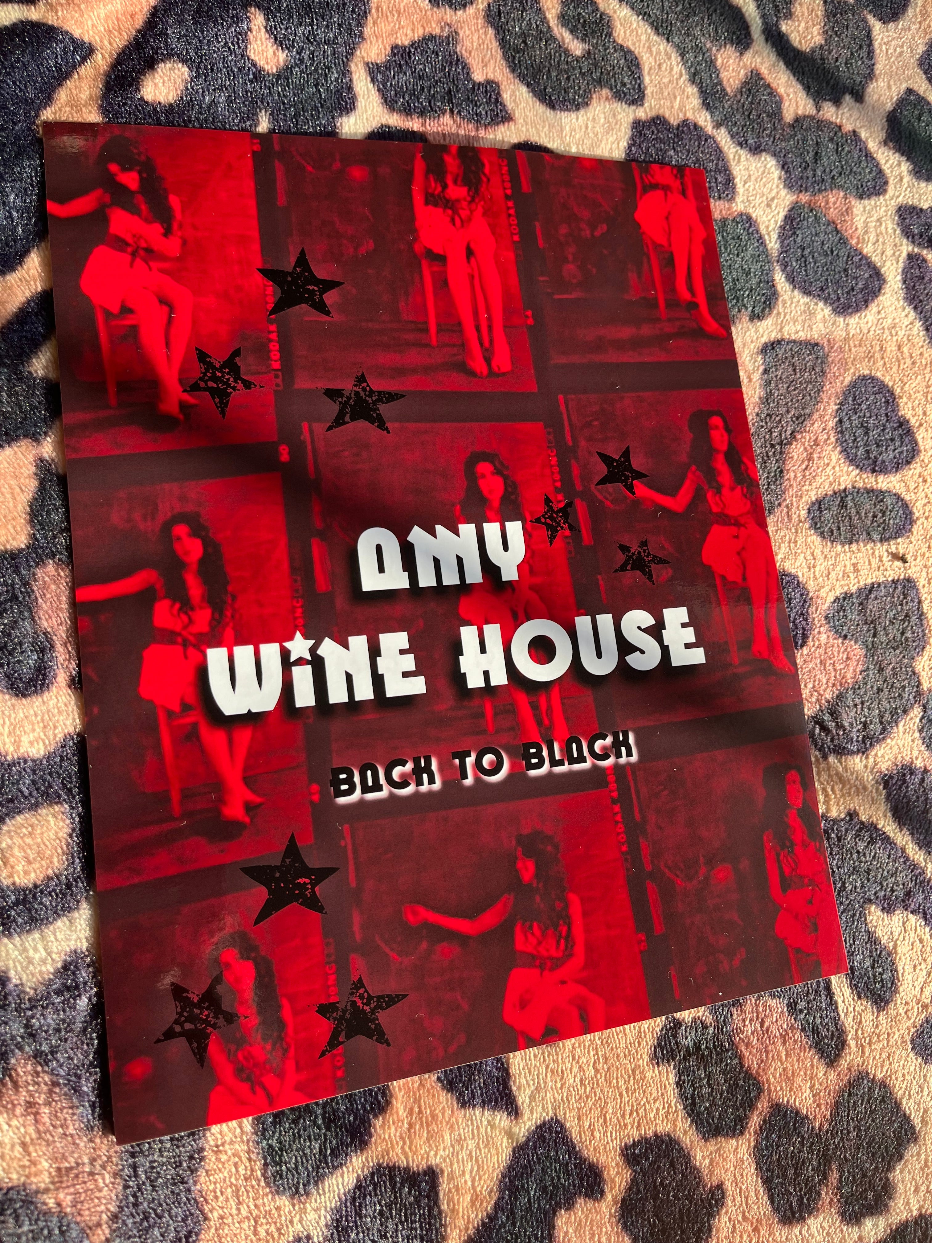 Amy winehouse red poster 📸🖤
