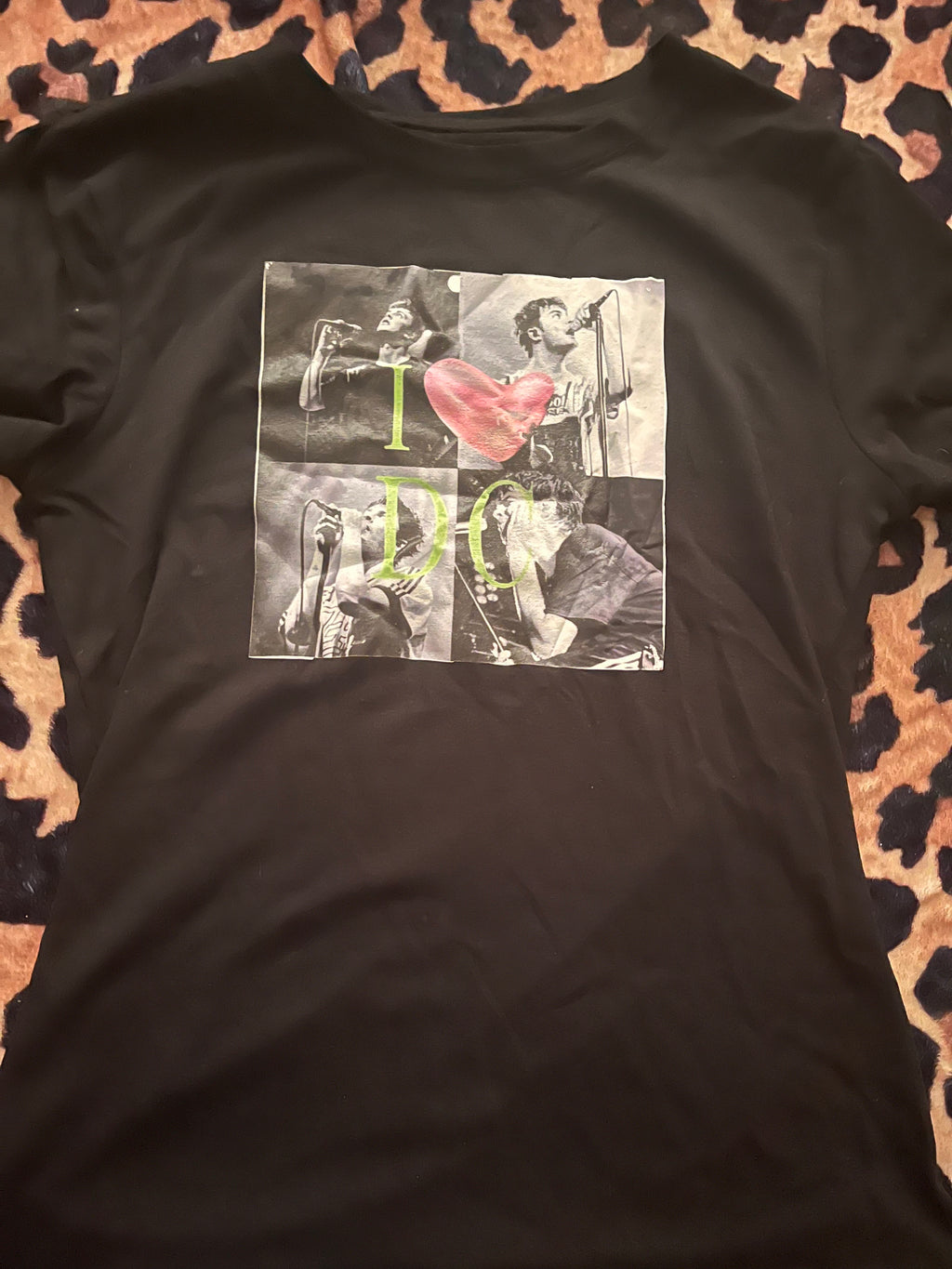 I love DC band tees